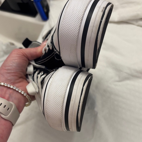 Black & White Platform Sneakers - Picture 9 of 9